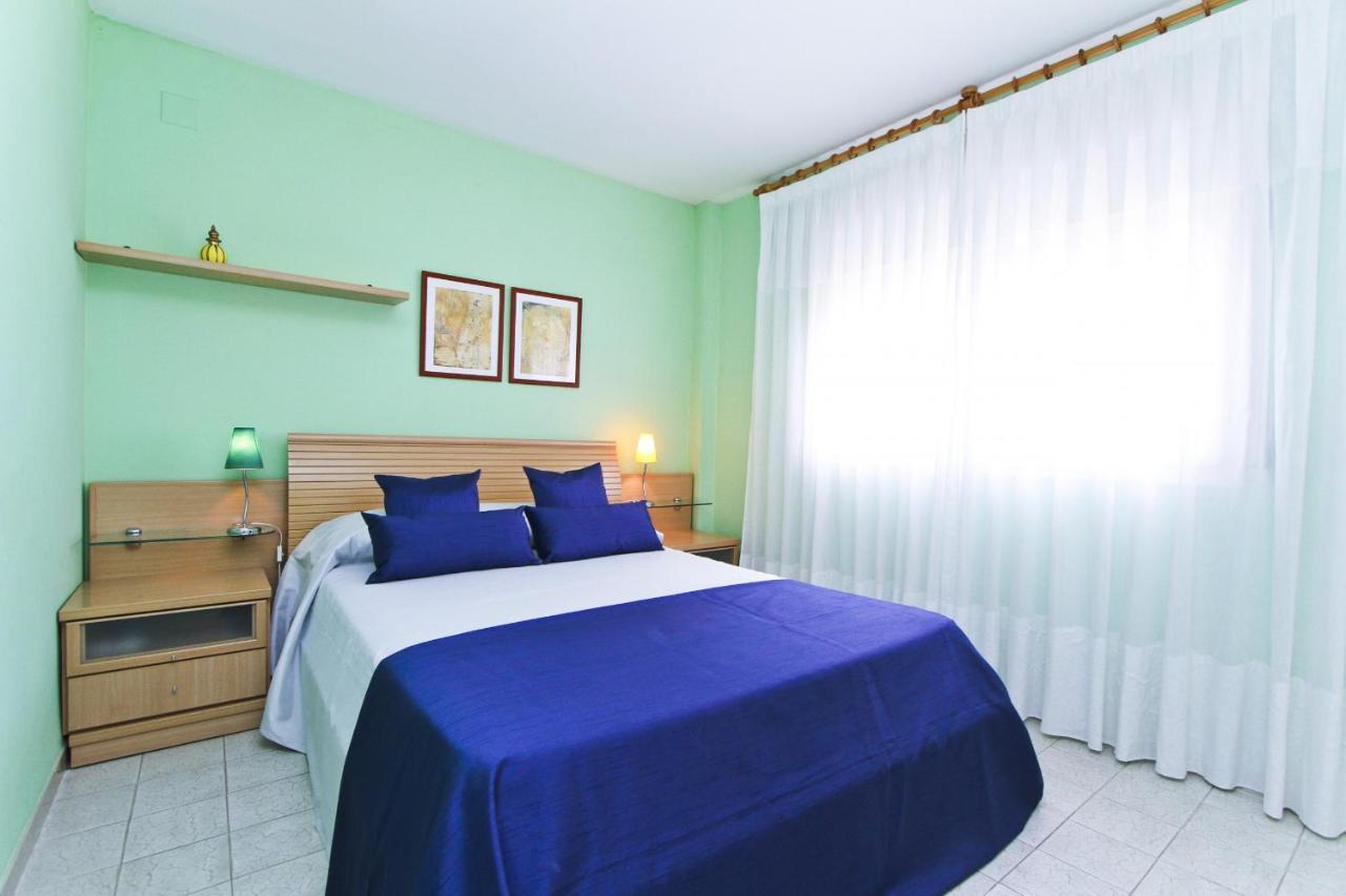 Cabo Menor 2 Planet Costa Dorada Apartment ซาลอว์ ภายนอก รูปภาพ